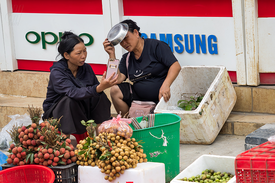 tržiště v Dong Van