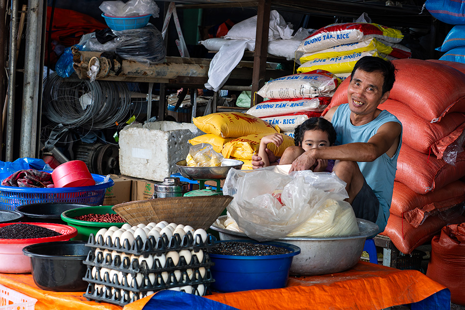 tržiště v Dong Van